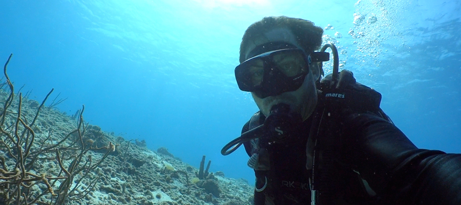James Nikitine underwater